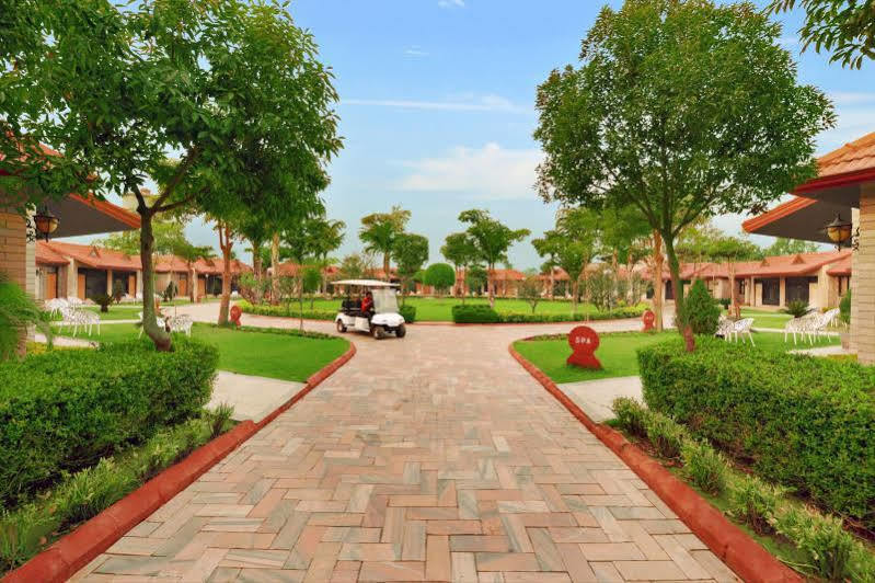 Shri Radha Brij Vasundhara Resort & Spa Govardhan Ngoại thất bức ảnh